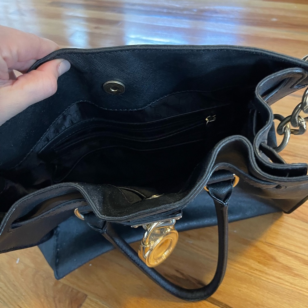 Black leather Michael Kors shoulder bag - Picture 4 of 4